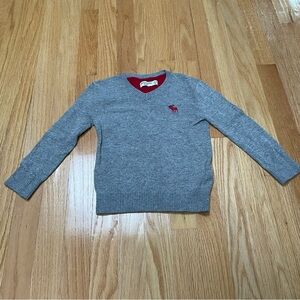 Abercrombie kids, gray pull over V neck sweater with red moose detail size 3-4